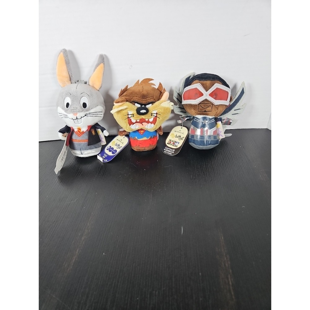 HALLMARK ITTY BITTYS Set Of 3 Bugs‎ Bunny,Captain America,Taz New With Tags (A)